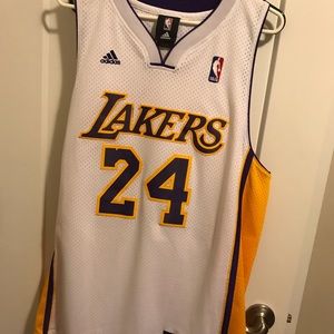 Laker 24 Bryant jersey
